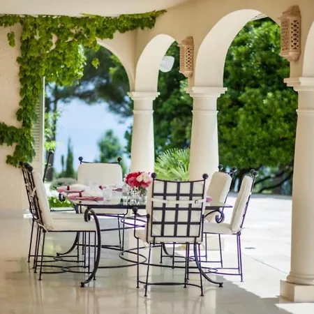 The Unique With Magnificent Sea View * Èze